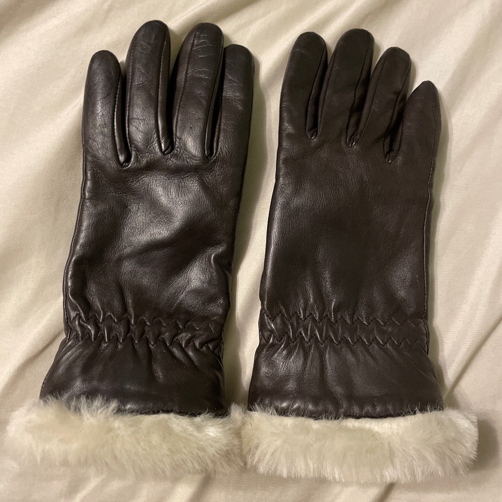 Wilson’s leather women’s gloves